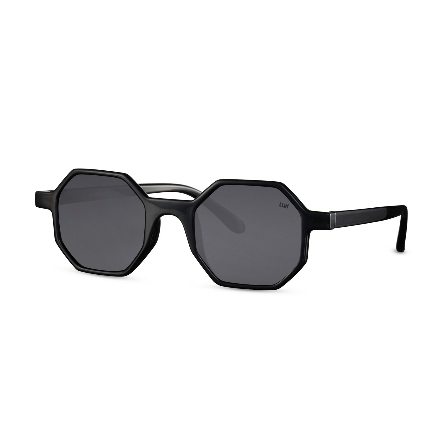 Xavier (black)